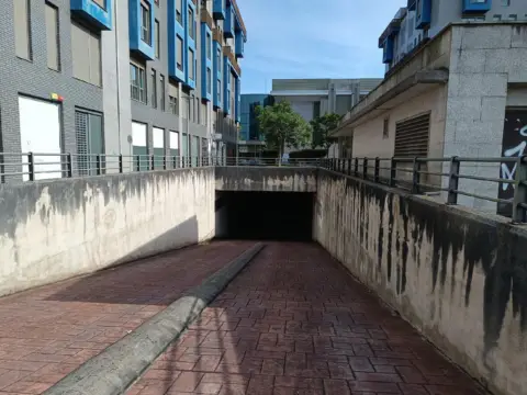 Garaje en calle de Francisco Tomás y Valiente, 5